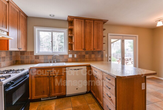 Building Photo - 3907 Benthaven St