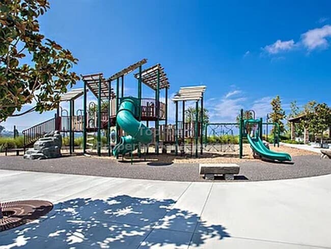 Building Photo - Rare Single-Story Rental in Award-Winning Robertson Ranch- 3 Bedrooms, 3 Bathrooms