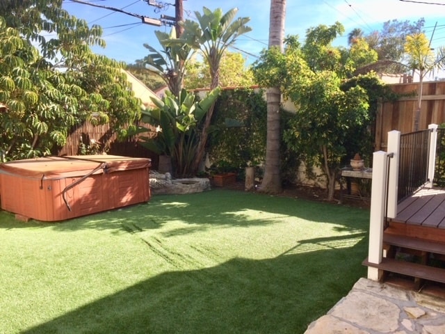Hot tub and turf in back yard - 1350 S Curson Ave