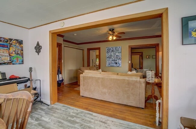 Building Photo - 2652 Milwaukee St