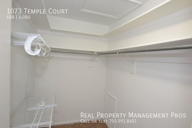 Building Photo - 1073 Temple Ct