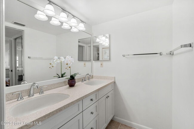 Building Photo - 3165 N Atlantic Ave