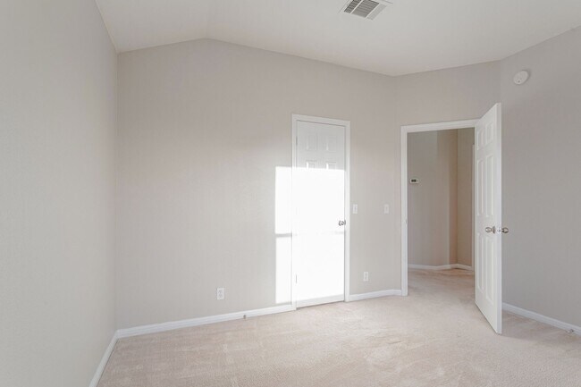 Building Photo - Charming 4BR Home in The Reserve at Westcreek With Top-Tier Amenities