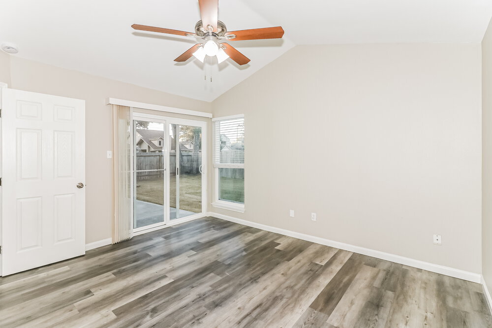 Building Photo - 10842 Riana Dr