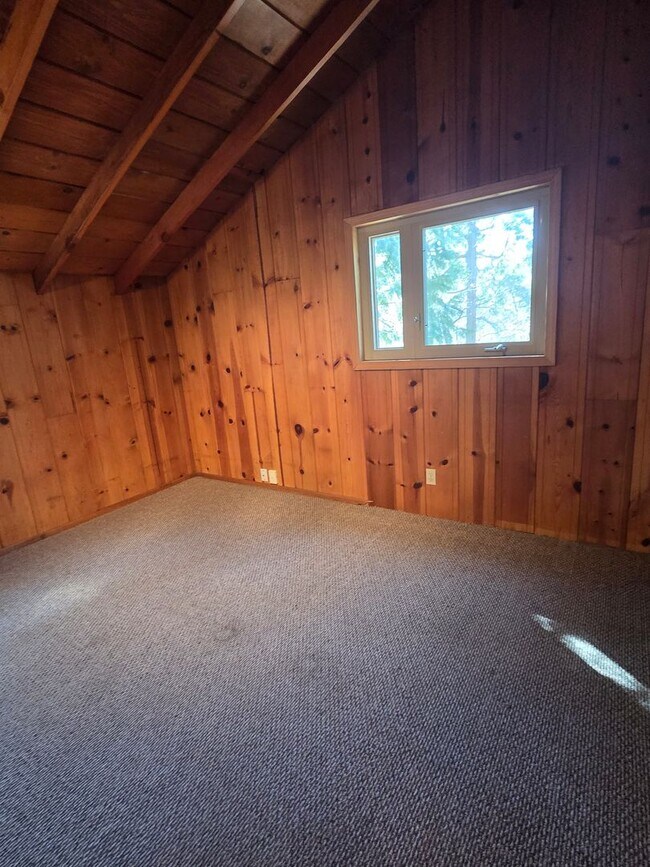 Building Photo - Twain Harte Home