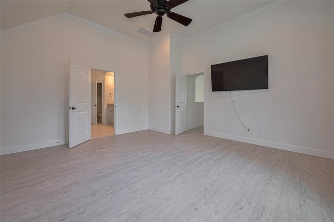 Building Photo - 155 Lindenberry Cir
