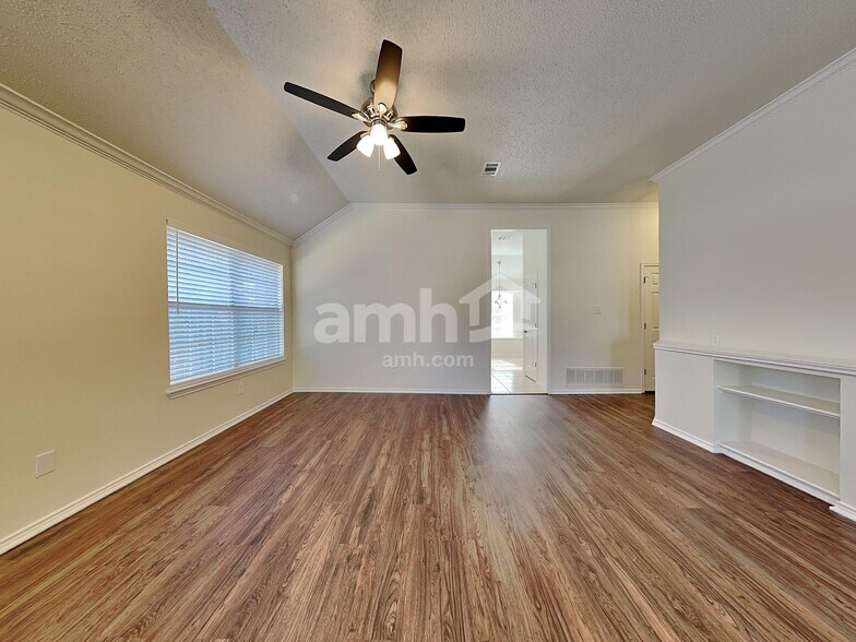 Building Photo - 11601 Wingfield Ln