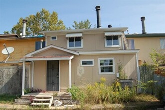 Building Photo - 5918 Singleton St