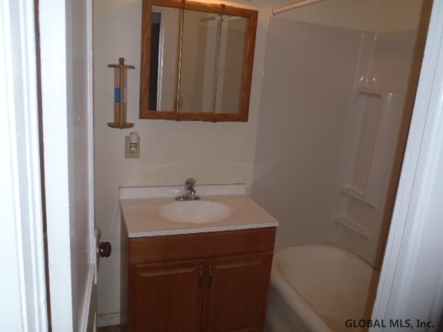 Building Photo - 3 Bogart Terrace