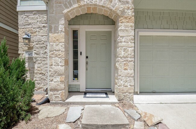 Building Photo - 3307 Home Point Dr