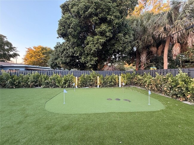 Building Photo - 920 SW 50th Ave