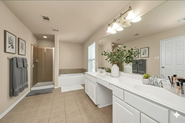 Building Photo - 23547 Legacy Oak St