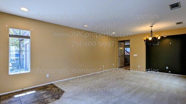 Building Photo - 2439 N Cameo Ct