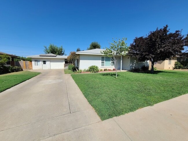 Primary Photo - Unique single family home with a detached ...