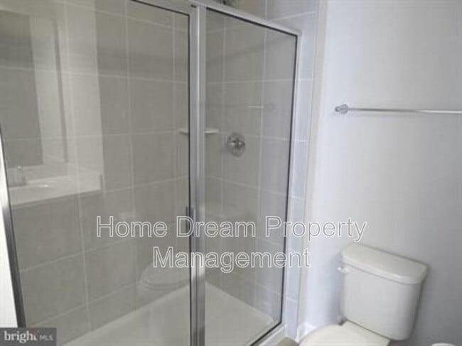 Building Photo - 1016 Trestle Dr