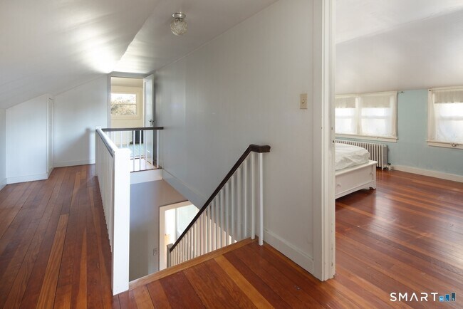 Building Photo - 11 Prospect St