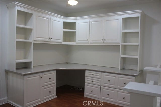 Building Photo - 563 E City Ct