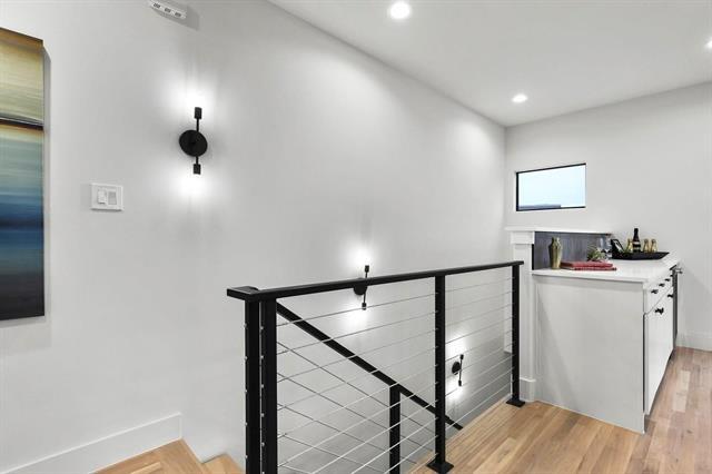 Building Photo - 4806 Manett St