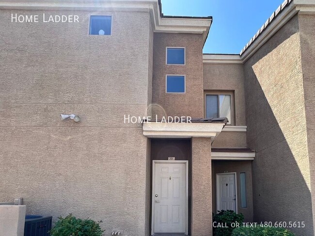 Primary Photo - 1335 E June St