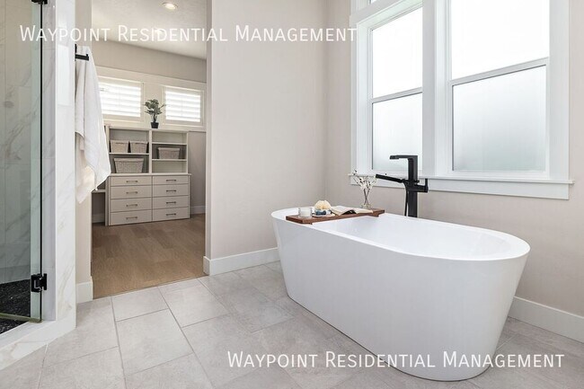 Building Photo - 3570 E Interstellar Ct