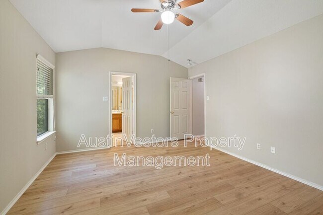 Building Photo - 808 Flatters Way