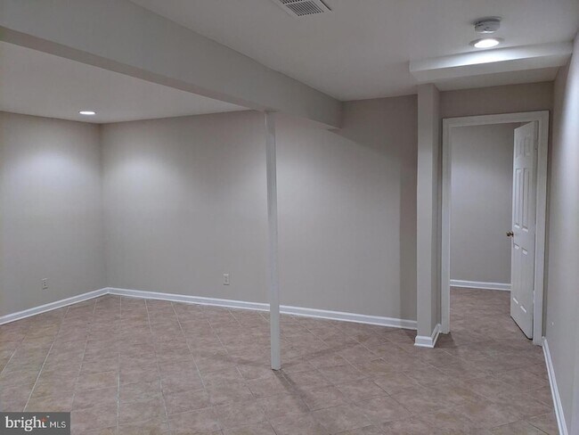 Building Photo - 4500 Stone Pine Ct