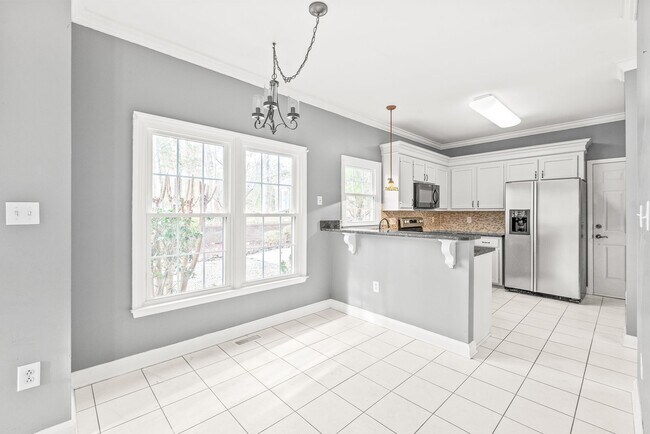 Building Photo - (Coming Soon) Full Brick Home in Matthews!