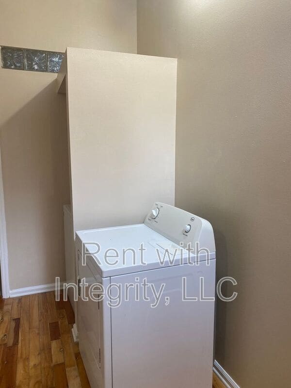 Building Photo - 2603 W Tharpe St