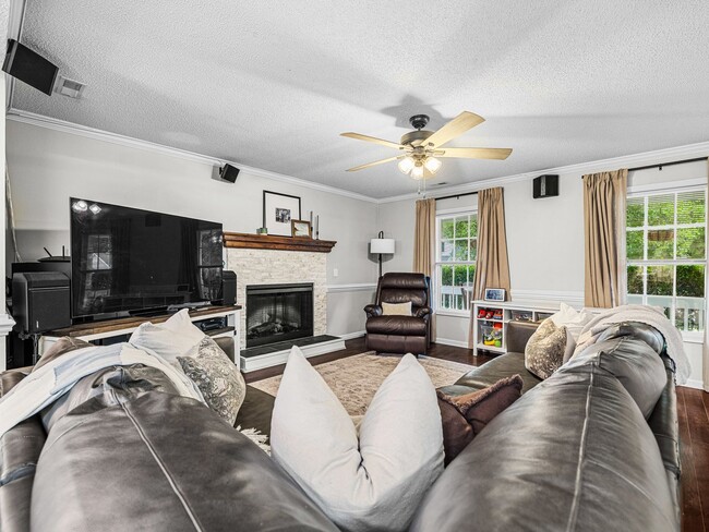 Building Photo - Bridlewood Subdivision!