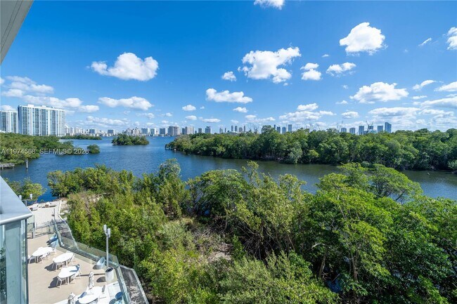 Building Photo - 16385 Biscayne Blvd