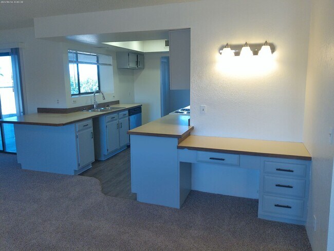 Building Photo - Spacious 3 Bedroom, 3 Bathroom Home with Bonus Room & 2-Car Garage – $1,900/month