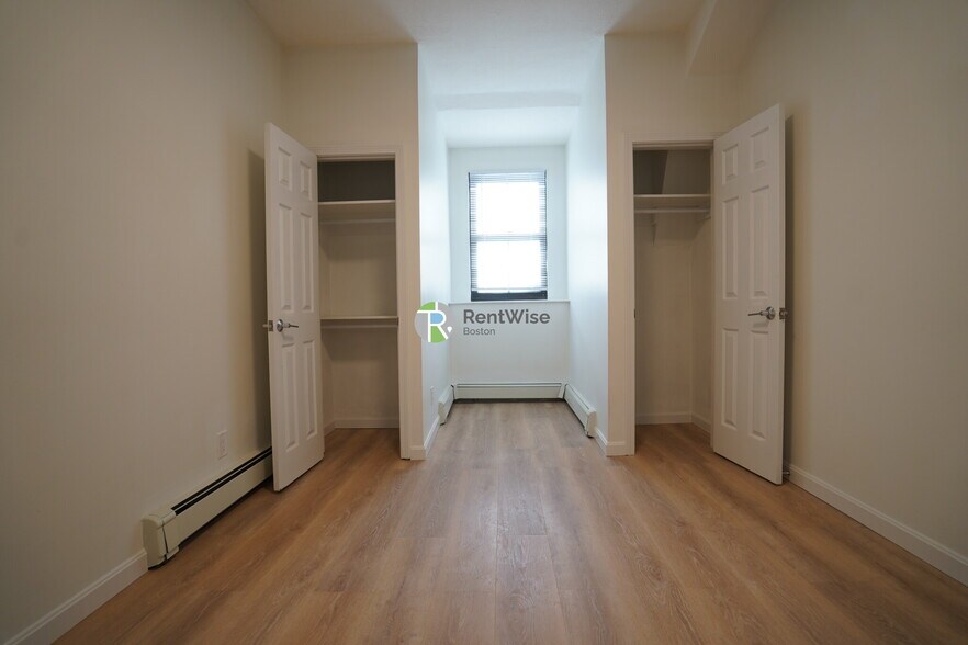 Building Photo - 521 Massachusetts Ave