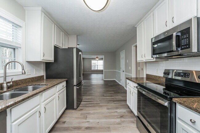 Building Photo - 3470 Garden Mist Cir