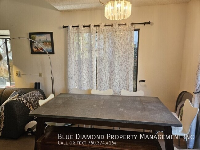 Building Photo - 1710 Shadow Mountain Dr