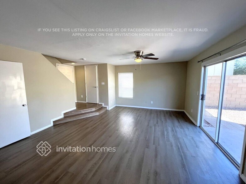 Building Photo - 12112 W Dahlia Dr