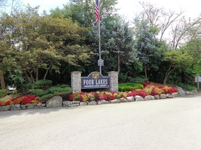 Building Photo - 5810 Oakwood Dr