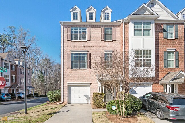 Primary Photo - 600 Coligny Ct