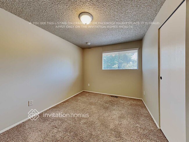 Building Photo - 35857 9th Ave SW