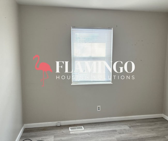 Building Photo - 1196 Bellbrook Ave