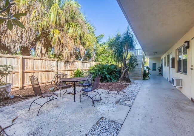 Building Photo - 417 N K St