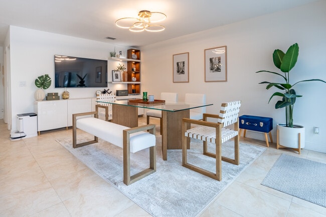 Building Photo - 18004 SW 20th St