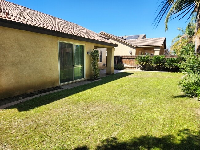 Building Photo - 5104 Villa Bella Ln