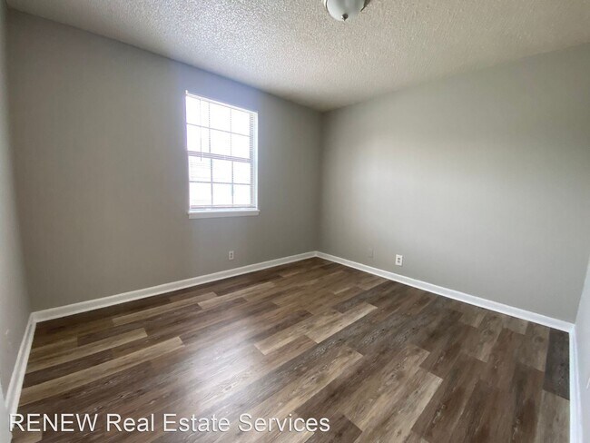 Building Photo - 2 br, 1 bath House - 3407 Moonlight Dr