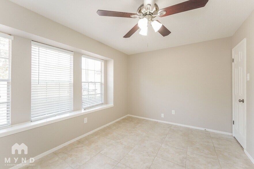 Building Photo - 3218 Sedgeborough Cir