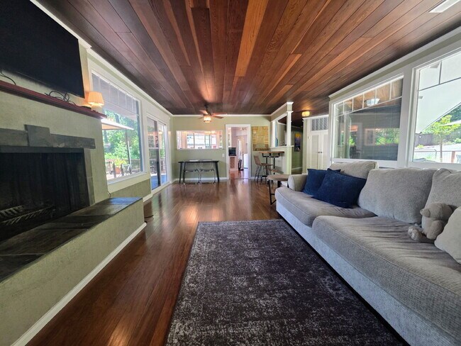 Building Photo - Compound-Style Mountain Living at Its Finest — Spacious Main Home + Brand-New Modern One-Bedroom ...
