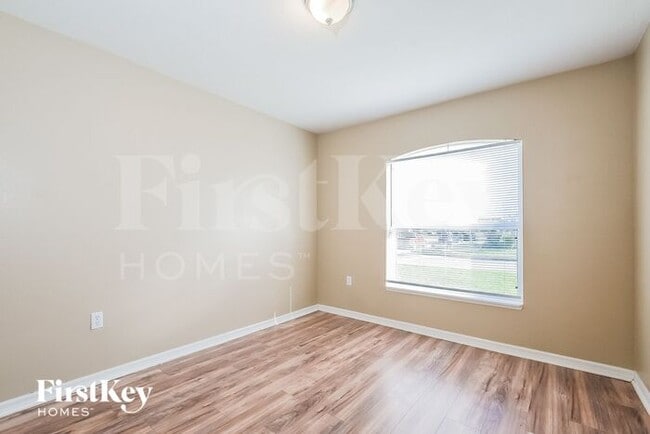 Building Photo - 100 Gleason Cove