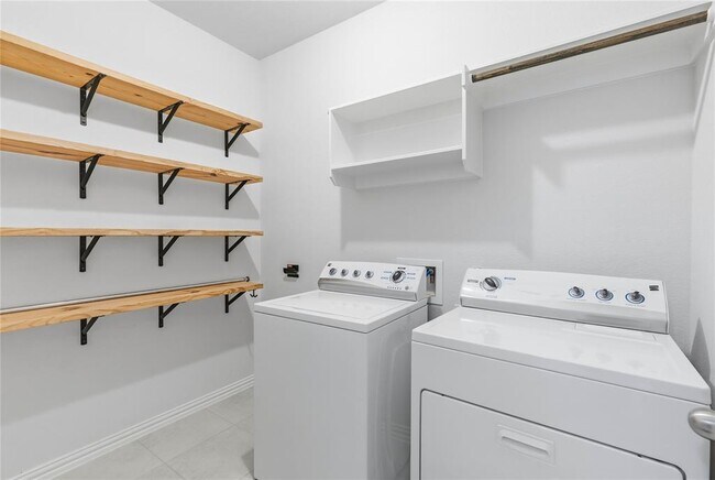 Building Photo - 22020 Abigail Way