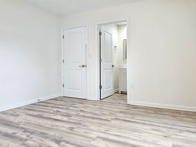 Building Photo - Beautiful 4/2 in Gainesville's Beldevere Area
