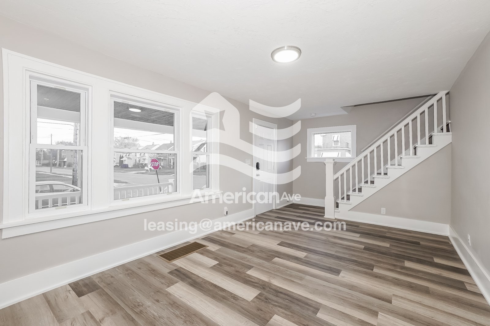 Building Photo - 1001 W 20th St