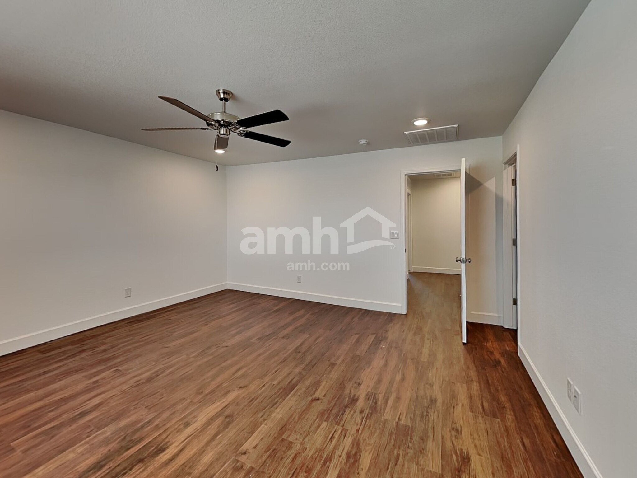 Building Photo - 17130 Puget Ave